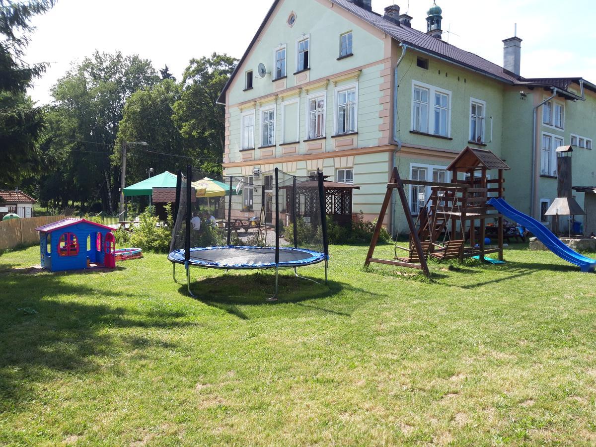 Penzion Dalibor Trutnov Esterno foto