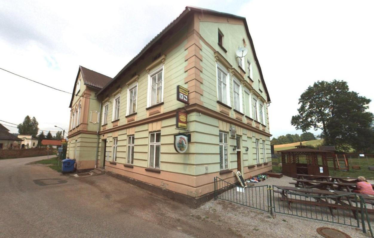 Penzion Dalibor Trutnov Esterno foto